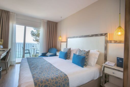 Park Hotel San Jorge - 6 Night Superior Double (+ breakfast)