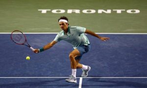 Federer-Volley-vs-Ferrer-Toronto-2014