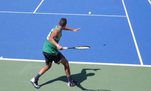 Kyrgios forehand